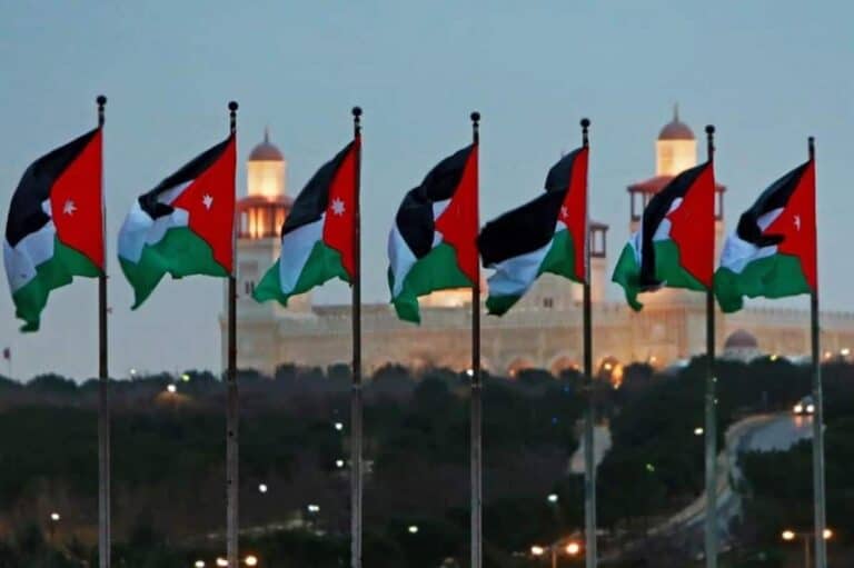 المواطن القطري watanserb.com