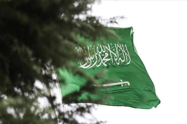كورونا يحاصر السعودية مثل كالذي تزعمته ضد قطر وخسائر فادحة كورونا يحاصر السعودية watanserb.com