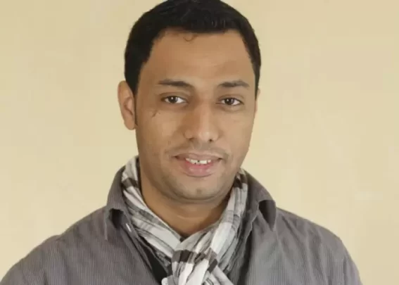 الكاتب العماني نبهان الحنشي يتطاول على السلطان هيثم الكاتب العماني نبهان الحنشي watanserb.com