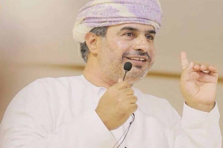 المحامي خليفة الهنائي watanserb.com