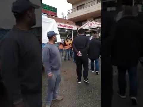 هذا ما فعلته قناة “الجديد” مع فقراء لبنان مستغلة حاجتهم طرد مراسل الجديد وجمعية داليا والتغيير من بلدة العين في البقاع