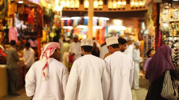 “روائح غريبة” انتشرت في مسقط تثير قلق العُمانيين ووزارة البيئة تصدر بيانا للتوضيح سكان مسقط
