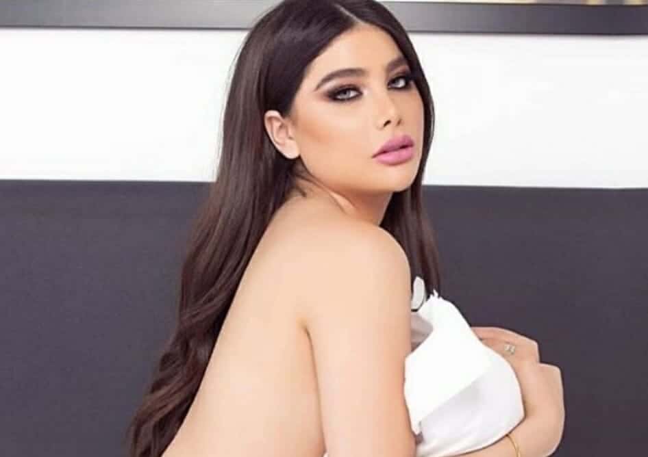 انجي خوري دائما تنشر صور اغراء