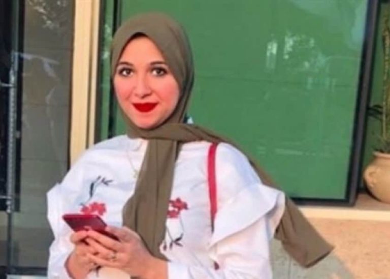 اليوتيوبر مي ماهر تُصاب بجلطة في الرئة وإدخالها العناية المركزة اليوتيوبر مي ماهر