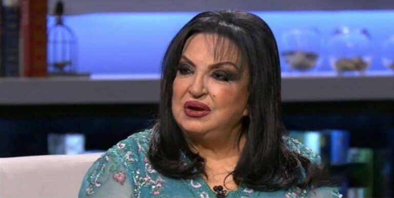“شاهد” الفنانة سميرة توفيق حضرت “طهور” محمد بن زايد وهذا ما فعلته غمزتها بالرجال! سميرة توفيق watanserb.com