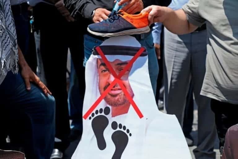 ميزانية ضخمة لإقامة مستشفى إسرائيلي في دبي والشكر موصول للابن البار محمد بن زايد التطبيع الاماراتي محمد بن زايد watanserb.com