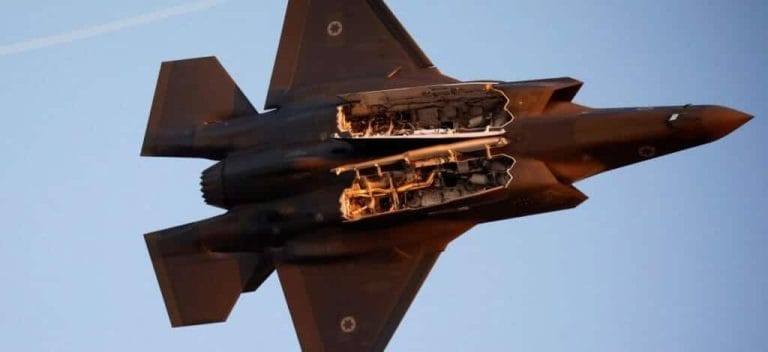 مقاتلات “إف-35” ستكون بحوزة قطر عاجلا أم آجلا.. تصريحات مفاجئة لوزير إسرائيلي وابن زايد مصدوم بشدة طائرات اف 35 مقاتلات إف 35 watanserb.com