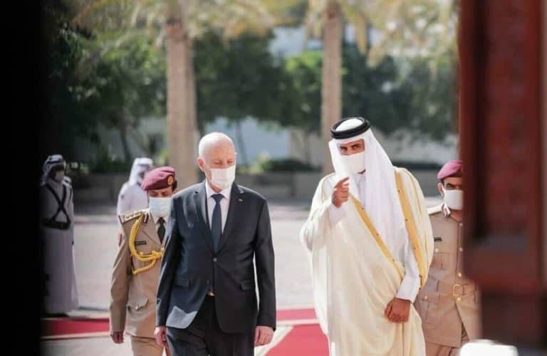 من قلب الدوحة .. الرئيس التونسي قيس سعيد يرفع ضغط قادة دول الحصار بما قاله عن قطر والتطبيع أمير قطر تميم بن حمد والرئيس التونسي قيس سعيد watanserb.com