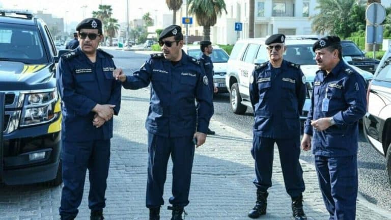 آلاف الدنانير في القمامة.. ما فعله مقيم مصري بالكويت وضع الشرطة في “حيرة”! الشرطة الكويتية في الكويت watanserb.com