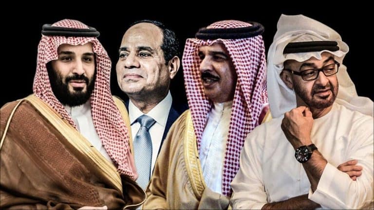 ديفيد هيرست المتآمرون العرب يختلفون watanserb.com