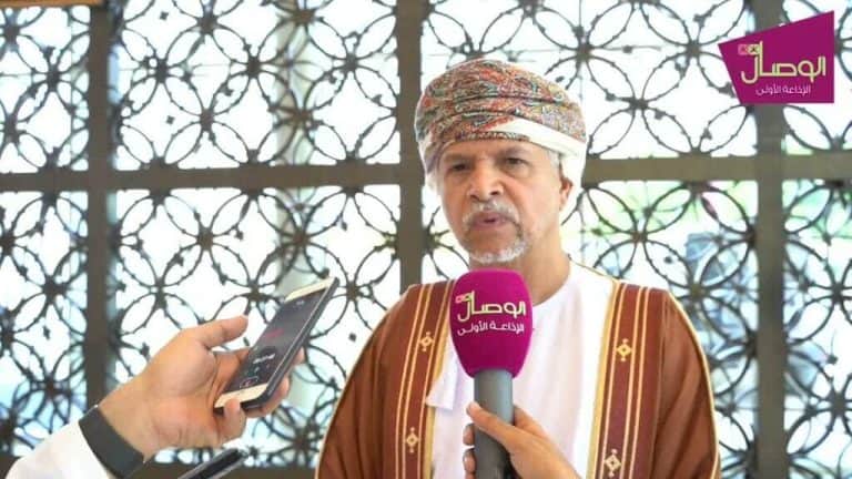 هناك سهام توجه للمنتج العُماني.. مسؤول عُماني يحذر العمانيين من الشائعات المغرضة فمن قصد؟! صالح الشنفري watanserb.com