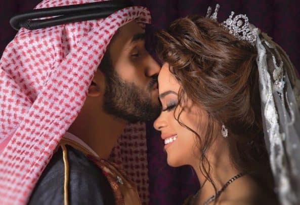 أحمد خميس و مشاعل الشحي watanserb.com