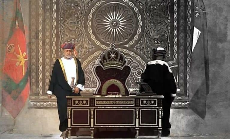 الحل دائما في مسقط.. هكذا أوقفت سلطنة عمان أحداثاً دامية كانت ستشغل المنطقة بحكمة سلطانها السلطان هيثم بن طارق-سلطنة عمان watanserb.com