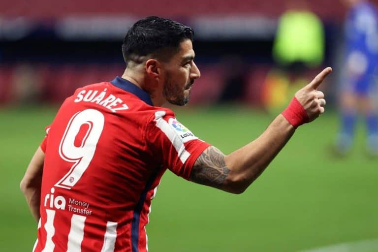اللاعب الأوروغواي لويس سواريز watanserb.com