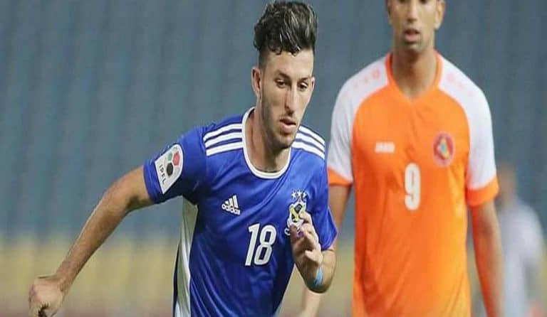 “شاهد” اللاعب العراقي لؤي العاني في ورطة كبيرة بسبب “البُصاق” وما حدث مقزز و”قلة أدب”! اللاعب العراقي لؤي العاني watanserb.com