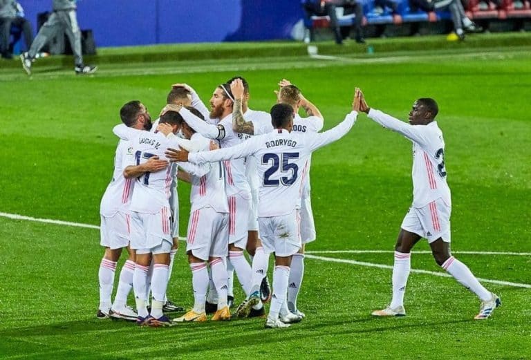 فريق نادي ريال مدريد الإسباني watanserb.com