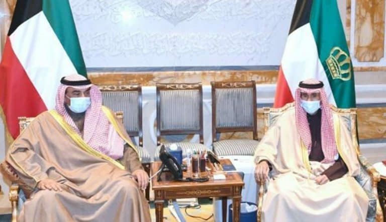 تطورات جديدة في أزمة الحكومة الكويتية .. هذا ما اتخذه الشيخ نواف الأحمد لإنقاذ البلاد أمير الكويت يكلف صباح الخالد watanserb.com