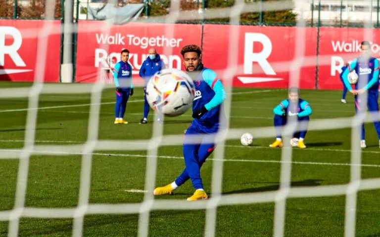 موعد مباراة برشلونة ضد إلتشي اليوم والقنوات الناقلة في الدوري الإسباني استعدادات فريق برشلونة لمواجهه منافسه إلتشي في الدوري الإسباني watanserb.com