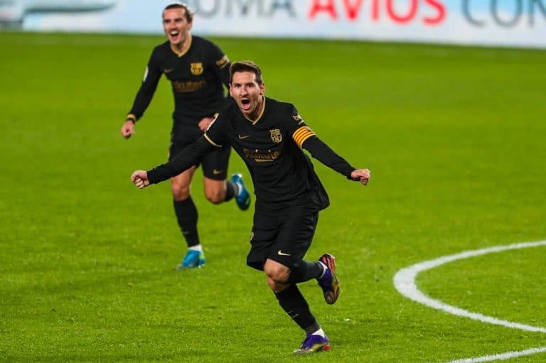 “شاهد ” برشلونة يقصف بالثقيل فريق غرناطة برباعية نظيفة في الدوري الإسباني اللاعبين غريزمان وليونيل ميسي watanserb.com