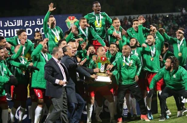 “شاهد” الوحدات الأردني يُتوج بلقب دوري المحترفين لكرة القدم للمرة ال 17 في تاريخه فريق الوحدات الأردني والتتويج باللقب watanserb.com