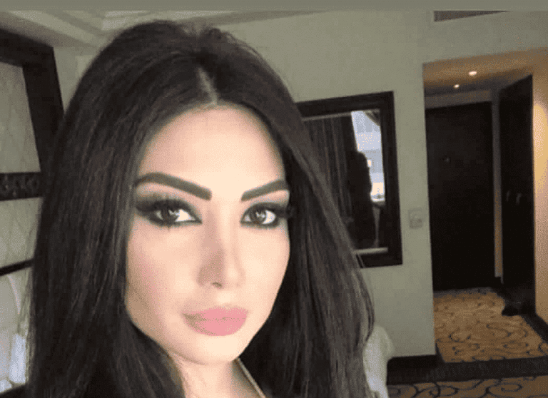 صورة دانا جبر وهي ببطن منفوخ تثير ضجة واسعة بعد فضيحة الفيديوهات المسربة! المعجبون يحاصرون دانا جبر وصديقتها في سيارتهما watanserb.com
