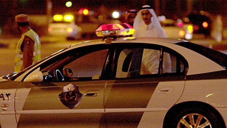فيديو لتحرش سعودي بطفل في مكة يفجر موجة غضب watanserb.com