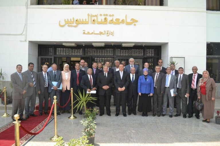 فضيحة جامعة قناة السويس watanserb.com