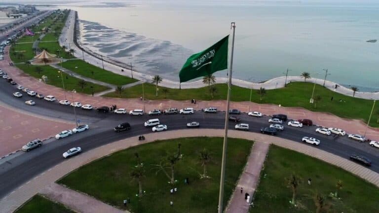 الحكومة السعودية تقرر تهجير عائلات في القطيف watanserb.com
