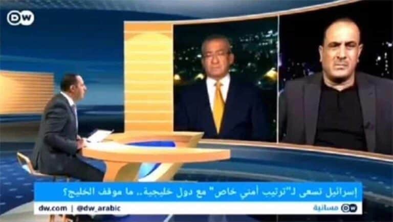 “شاهد” ماذا فعل النائب الأردني عمر عياصرة خلال برنامج حواري بسبب ضيف إسرائيلي النائب عمر عياصرة ينسحب من برنامج حواري بسبب ضيف اسرائيلي watanserb.com