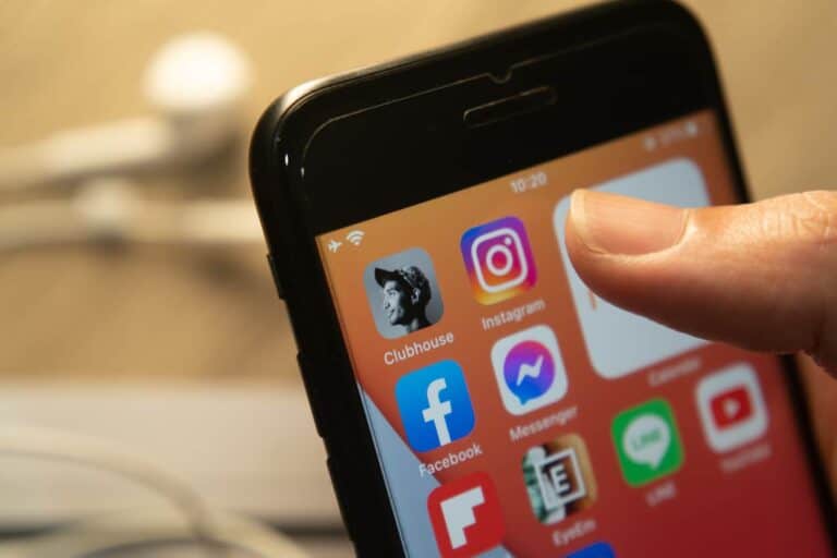 الأردن تحجب تطبيق كلوب هاوس watanserb.com