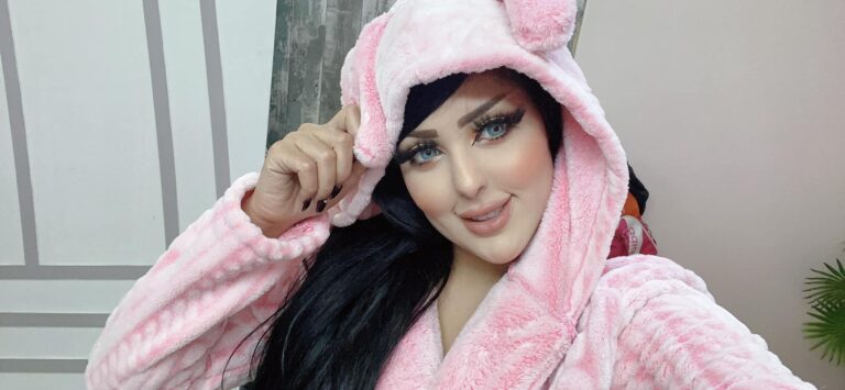 سلمى الشيمي لا تتوقف عن جلسات التصوير المثيرة بعد واقعة سقارة watanserb.com