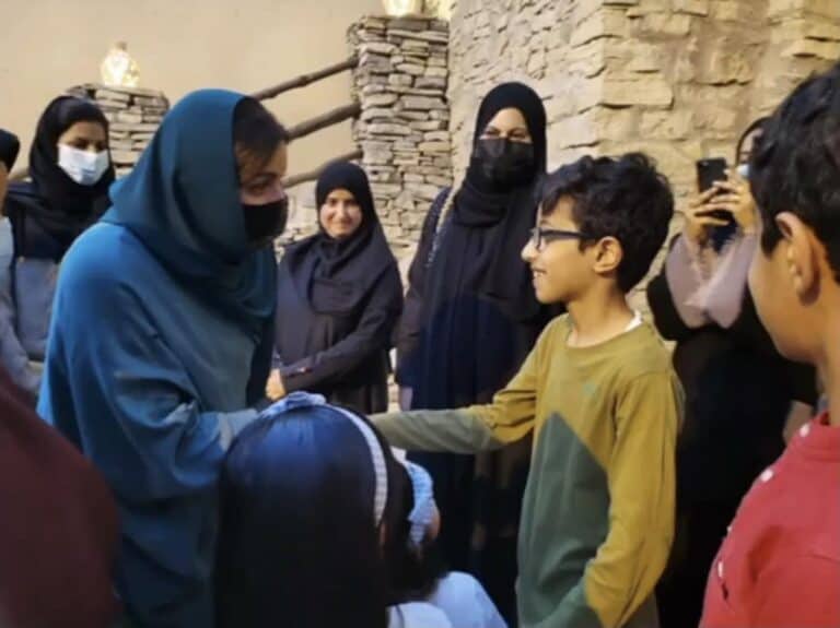رسالة زوجة السلطان هيثم بن طارق عهد البوسعيدية watanserb.com