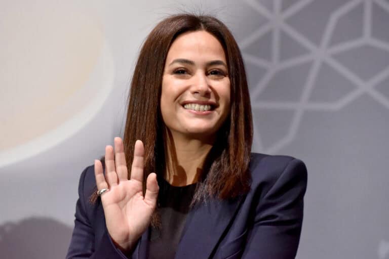 هند صبري تكشف عن تلقيها تهديدات بقتل بناتها بعد اغتصابهن بسبب سعد لمجرد! الفنانة هند صبري watanserb.com