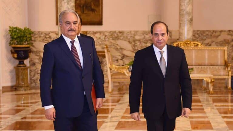 السيسي وخليفة حفتر watanserb.com