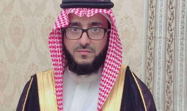 من هو الشريف حسن بن زيد الرجل الغامض الذي اعتقله الأردن وهل أصدرت السعودية بيانها بسببه؟ الشريف حسن بن زيد اعتقله الأمن الأردني بعد محاولة الانقلاب التي قادها الأمير حمزة watanserb.com