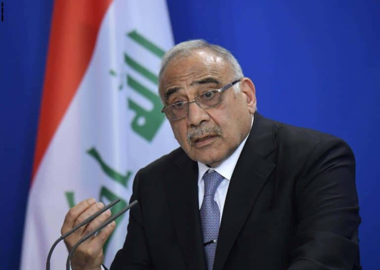 عادل خلف القضبان.. عراقيون يقاضون رئيس وزرائهم الأسبق أمام المحاكم الفرنسية رئيس وزراء العراق الاسبق عادل عبدالمهدي watanserb.com