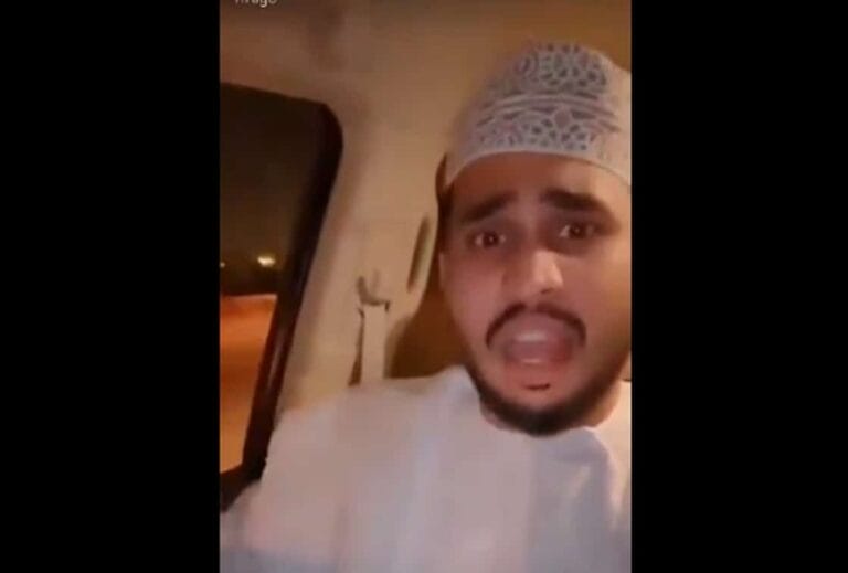 عماني ينتقد الاستهتار في ظفار watanserb.com