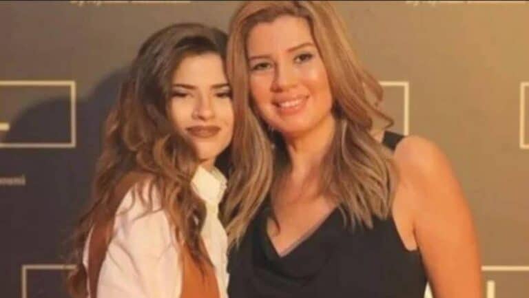 ابنة رانيا فريد شوقي تثير الجدل بفيديو رقص بملابس جريئة كشفت صدرها!! ملك ابنة رانيا فريد شوقي تثير الجدل بفيديو رقص بملابس جريئة watanserb.com