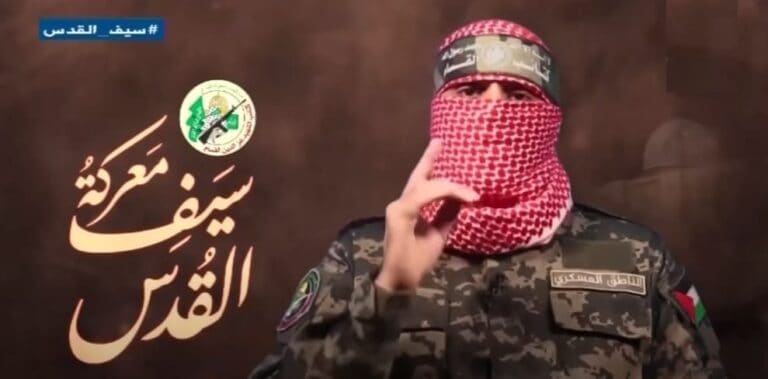شاهد الناطق باسم كتائب القسام “أبو عبيدة” في سلطنة عمان أبو عبيدة الناطق باسم كتائب القسام watanserb.com