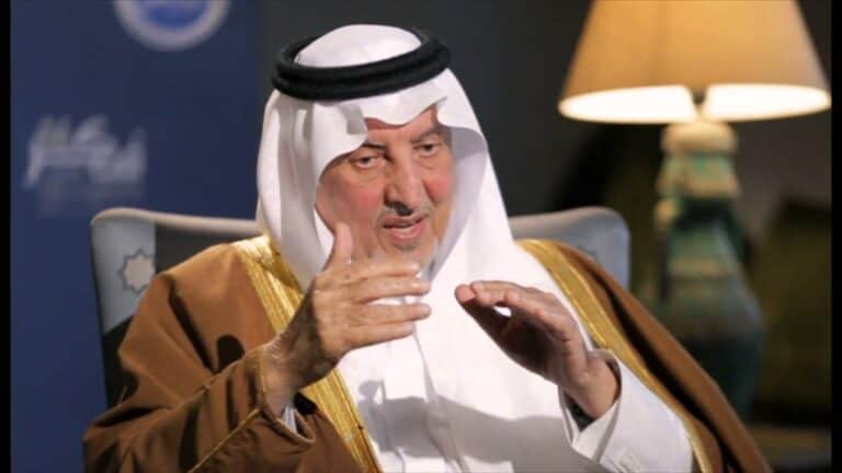 “العهد الجديد” ينشر قصة “تطويع الأمير خالد الفيصل وإذلال محمد بن سلمان له” الأمير خالد الفيصل watanserb.com
