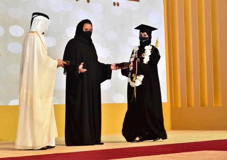زوجة أمير قطر الشيخة جواهر بنت حمد (تخرج عن النص) في هذا الفيديو الشيخة جواهر بنت حمد زوجة امير قطر watanserb.com