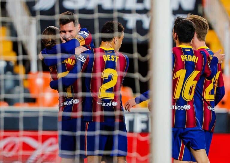 الصراع على لقب الليغا .. برشلونة يواصل مطاردة المتصدر أتلتيكو مدريد مباراة برشلونة وفالنسيا watanserb.com