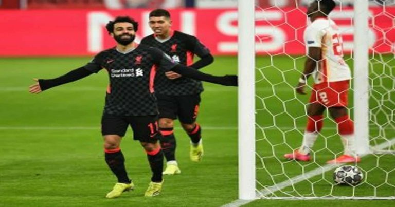 فخر العرب ” محمد صلاح” يتوج بجائزة أفضل لاعب في الدوري الإنجليزي محمد صلاح وأفضل لاعب watanserb.com