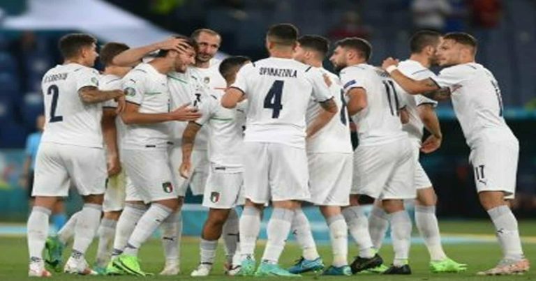 منتخب إيطاليا وتركيا watanserb.com