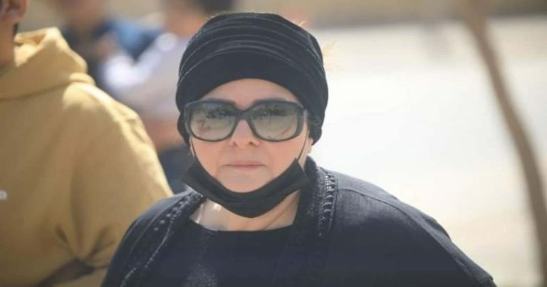 عائلة دلال عبد العزيز تطلب الدعاء لها .. وزوج ابنتها يكشف ما المجازفة في هذا الوقت! دلال عبد العزيز والدعاء لها watanserb.com