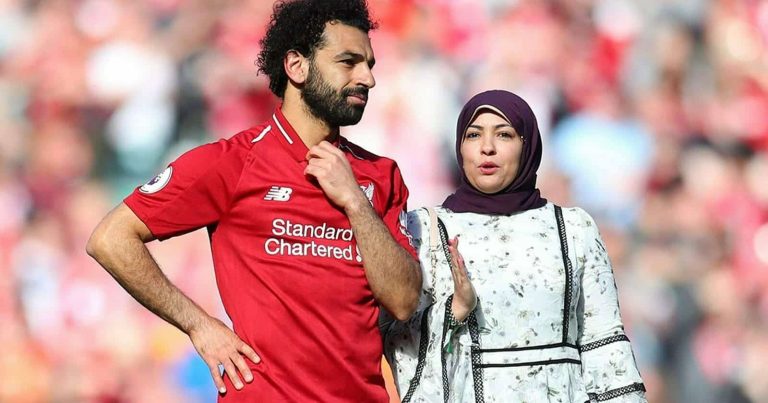 صورة محمد صلاح وعائلته watanserb.com