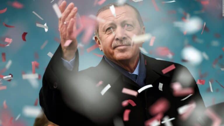 أردوغان يزف البشرى للأتراك ويعلن عن اكتشاف ضخم في البحر الأسود أردوغان يعلن اكتشاف 135 مليار متر مكعب من الغاز في حقل صقاريا بالبحر الأسود watanserb.com