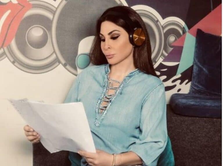 الفنانة اللبنانية إليسا watanserb.com