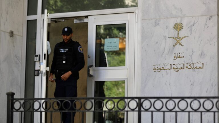 السفارة السعودية في أمريكا watanserb.com