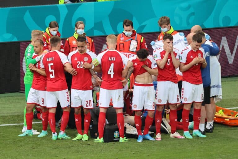 اللاعب إريكسن وتوقف قلبه بشكل مفاجئ watanserb.com